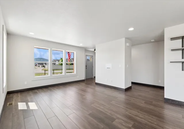 3rd image of 881 S Camas Ln, Kalispell, MT 59901 | MLS# 30074324