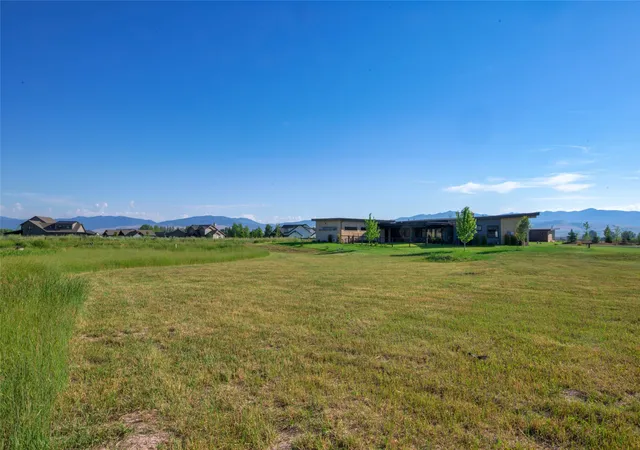4th image of 10580 Royal Coachman Dr, Missoula, MT 59808 | MLS# 30074624