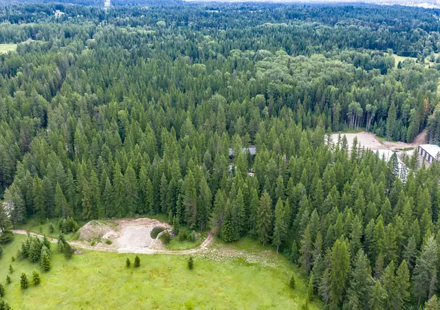 4th image of 2226 Tamarack Ln, Columbia Falls, MT 59912 | MLS# 30074203
