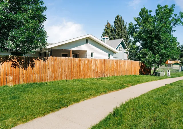 Homes for sale in Great Falls, MT | 409 Beaverhead Ct, Great Falls, MT 59405 | MLS# 30071742