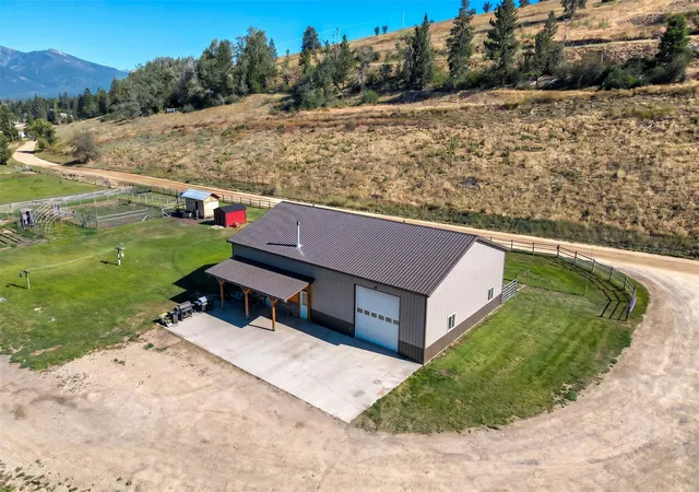 Photo 3 of Single family home for sale at 1073 N Burnt Frk Rd, Stevensville, MT 59870 | MLS# 30074563 | Listing updated on 2026-08-28