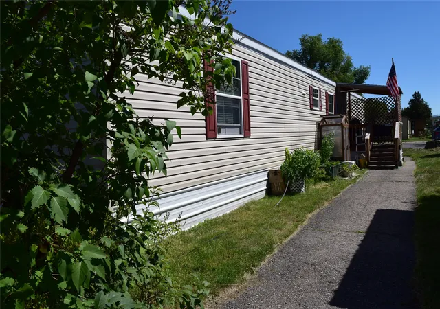 Photo 1 of Single family home for sale at 202 N Travois, Missoula, MT 59808 | MLS# 30074604 | Listing updated on 2026-10-10