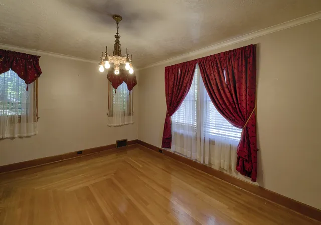 Photo 4 of Single family home for sale at 1201 W Gold St, Butte, MT 59701 | MLS# 30074770 | Listing updated on 2026-09-01