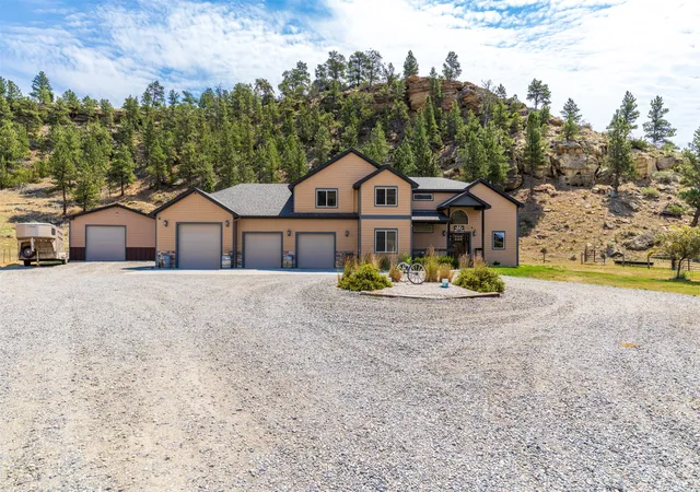 Photo 3 of Single family home for sale at 2727 Buffalo Trl Rd, Molt, MT 59057 | MLS# 30074599 | Listing updated on 2026-07-23