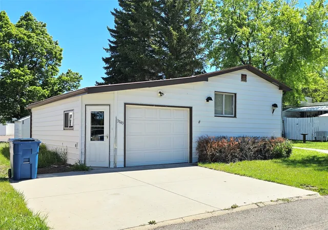 1st image of 3843 Vigilante Dr, Great Falls, MT 59405 | MLS# 30072970
