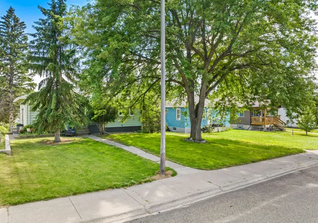 Homes for sale in Great Falls, MT | 2116 6Th Ave S, Great Falls, MT 59405 | MLS# 30074720