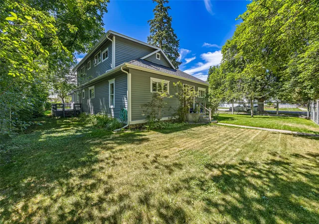 2nd image of 403 S 7th St, Hamilton, MT 59840 | MLS# 30074741