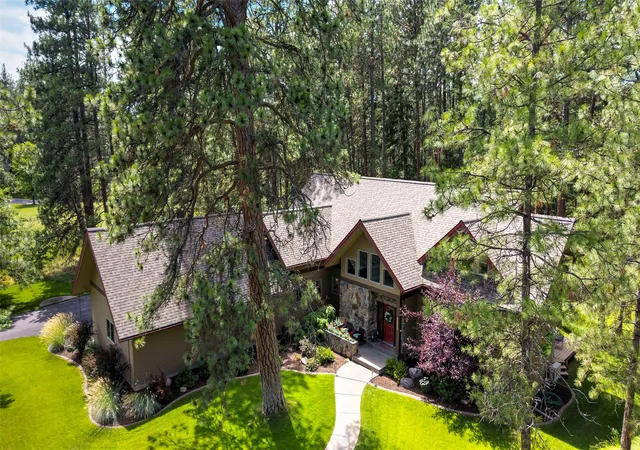 2nd image of 2206 Fox Hollow Rd, Missoula, MT 59802 | MLS# 30074768