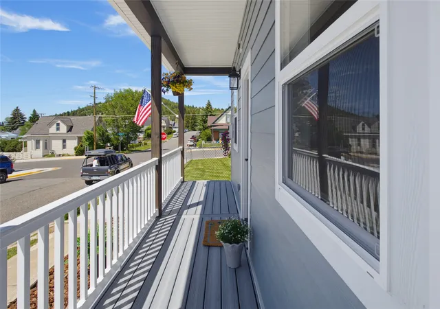 39th image of 837 Zarelda St, Butte, MT 59701 | MLS# 30074922