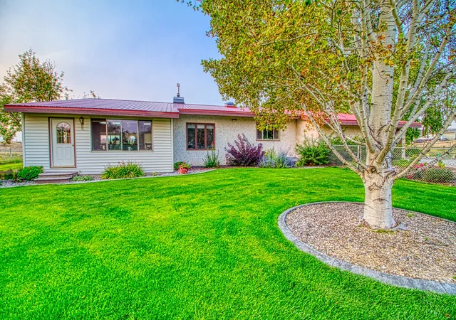 5th image of 1235 Arrow Horse Ln, Corvallis, MT 59828 | MLS# 30074934