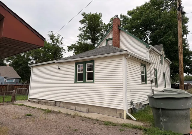 Photo 3 of Single family home for sale at 412 16th Street N, Great Falls, MT 59401 | MLS# 30074855 | Listing updated on 2026-08-03