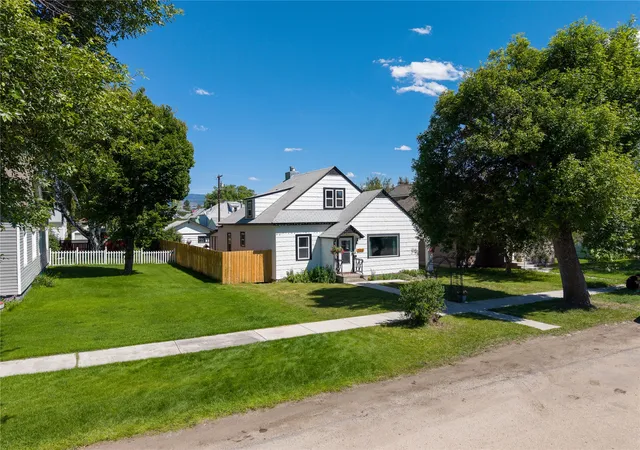 Homes for sale in Deer Lodge, MT | 205 Fourth St, Deer Lodge, MT 59722 | MLS# 30074863