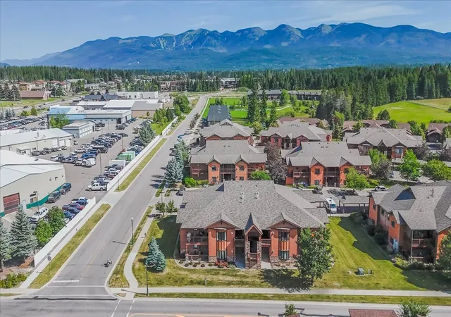 Photo 4 of Condo for sale at 6201 Shiloh Ave #E, Whitefish, MT 59937 | MLS# 30074952 | Listing updated on 2026-07-29