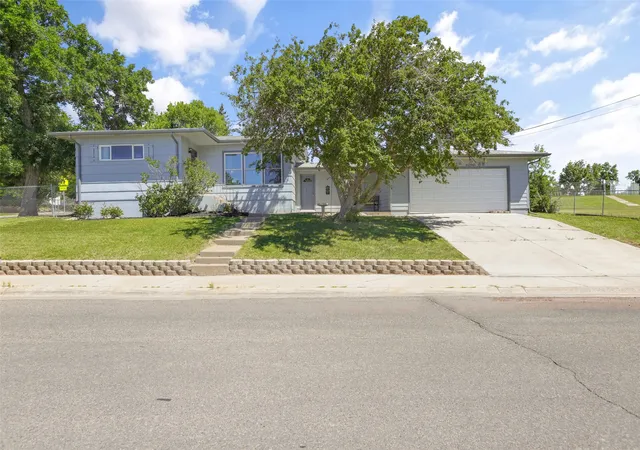 1st image of 1001 11th St Nw, Great Falls, MT 59404 | MLS# 30071517