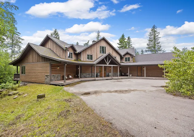 Photo 4 of Single family home for sale at 70 Big Cedar, Bigfork, MT 59911 | MLS# 30074960 | Listing updated on 2026-10-08