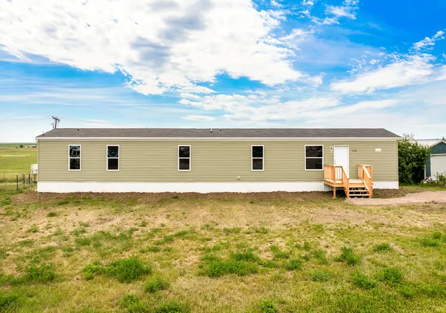 Photo 4 of Manufactured home for sale at 1126 Harrison St, Great Falls, MT 59404 | MLS# 30074139 | Listing updated on 2026-08-26