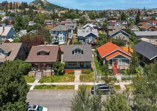3rd image of 1135 Steele St, Butte, MT 59701 | MLS# 30075062