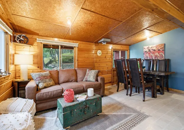 image of 1822 Echo Cabin Loop, Bigfork, MT 59911 | MLS# 30074949