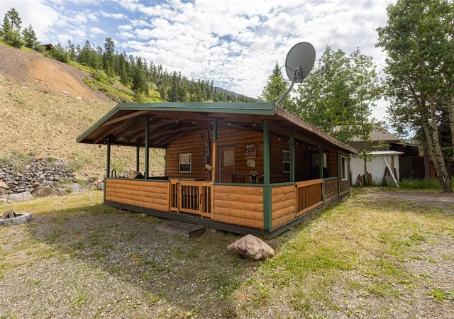 1st image of 635 N Main St, Neihart, MT 59465 | MLS# 30075112