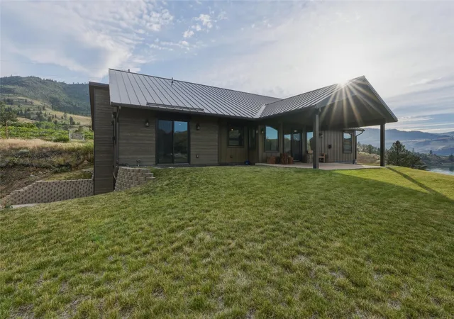 Photo 2 of Single family home for sale at 9701 Mt Hwy 200, Dixon, MT 59831 | MLS# 30075054 | Listing updated on 2026-08-27