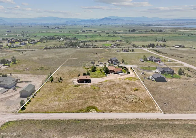 Homes for sale in Helena, MT | 4561 Hillcrest Ct, Helena, MT 59602 | MLS# 30075126
