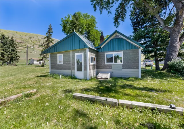 Homes for sale in Sand Coulee, MT | 25 Luxor Ln, Sand Coulee, MT 59472 | MLS# 30074802