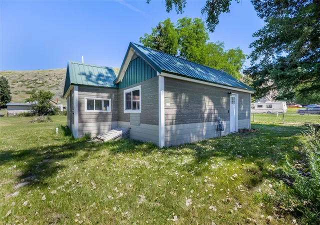 Homes for sale in Sand Coulee, MT | 25 Luxor Ln, Sand Coulee, MT 59472 | MLS# 30074802