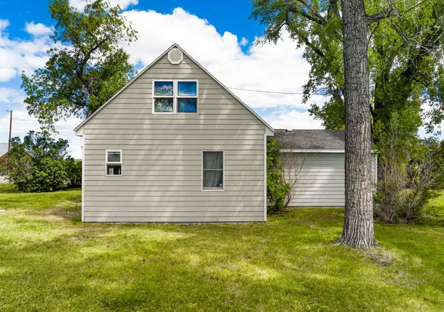 Photo 4 of Single family home for sale at 860 Mt Hwy 431, Fairfield, MT 59436 | MLS# 30074641 | Listing updated on 2026-07-17