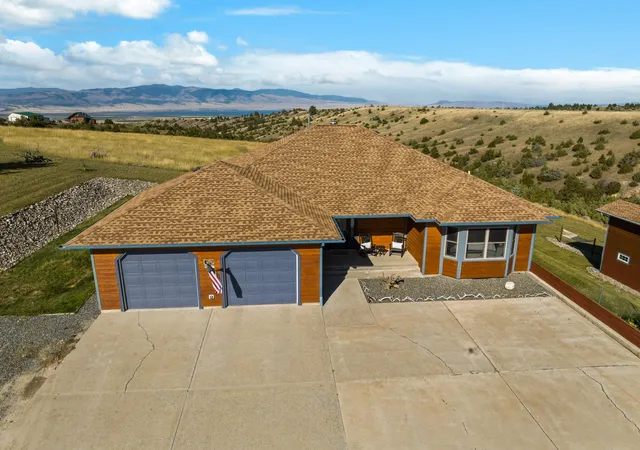 Photo 4 of Single family home for sale at 26 Silver Sage Rd, Townsend, MT 59644 | MLS# 30075125 | Listing updated on 2026-07-23