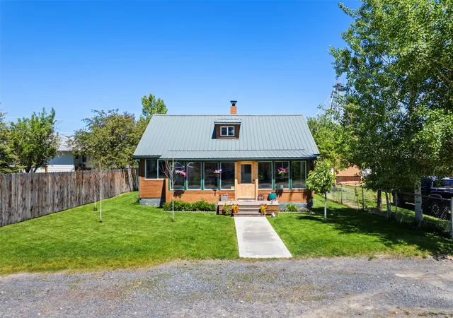 Photo 2 of Single family home for sale at 9 Center St, Harrison, MT 59735 | MLS# 30075205 | Listing updated on 2026-07-18