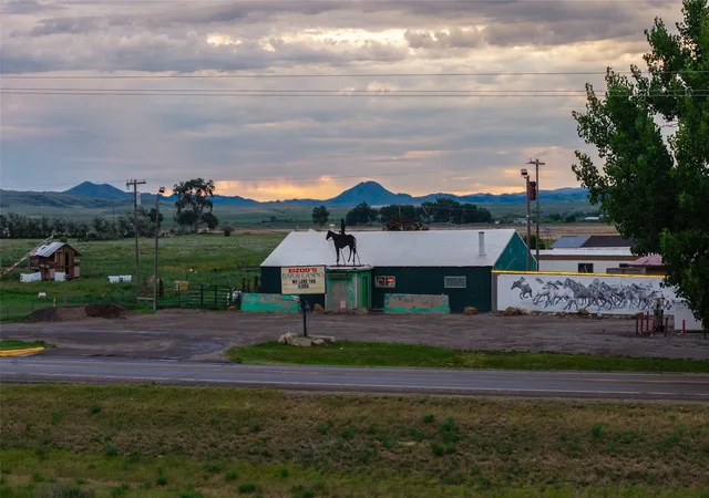 Photo 1 of Manufactured home for sale at 337 Us Hwy 87, Box Elder, MT 59521 | MLS# 30075208 | Listing updated on 2026-07-18