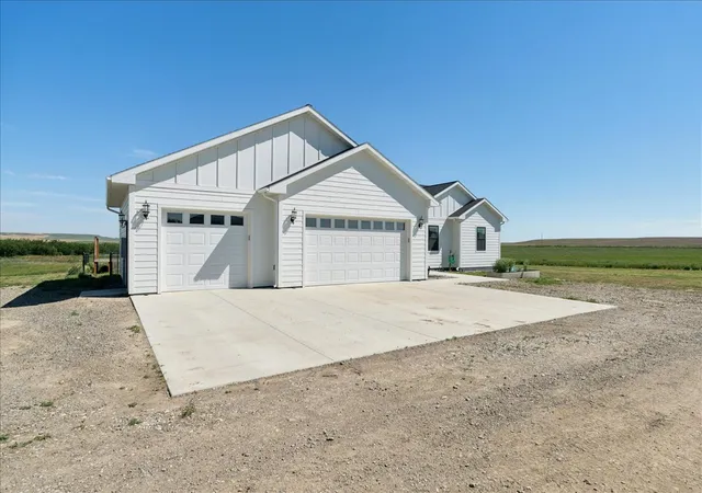Homes for sale in Choteau, MT | 1002 4Th Ln Ne, Choteau, MT 59422 | MLS# 30075177