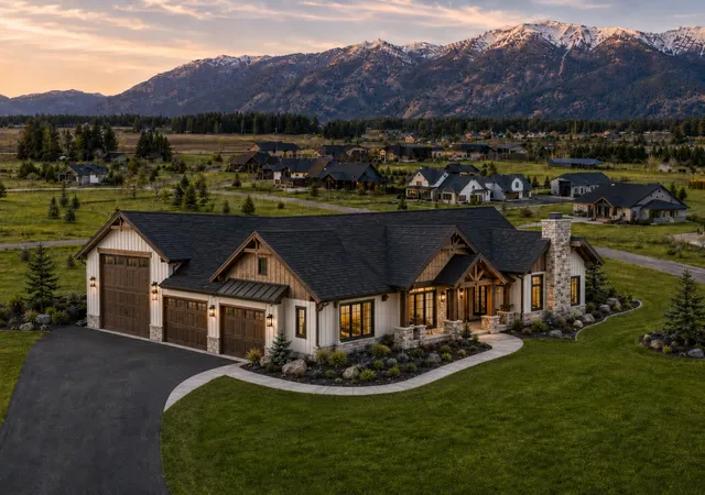 1st image of 415 Jefferson St, Kalispell, MT 59901 | MLS# 30075129