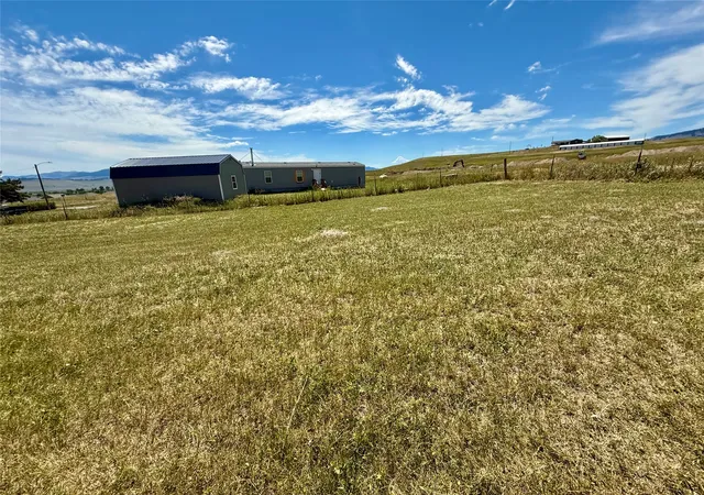 Homes for sale in Cascade, MT | 317 3Rd St S, Cascade, MT 59421 | MLS# 30074543