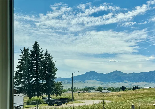Homes for sale in Cascade, MT | 317 3Rd St S, Cascade, MT 59421 | MLS# 30074543