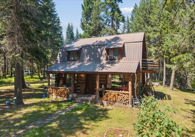 2nd image of 1105 Mountain Meadow Rd, Kalispell, MT 59901 | MLS# 30074721