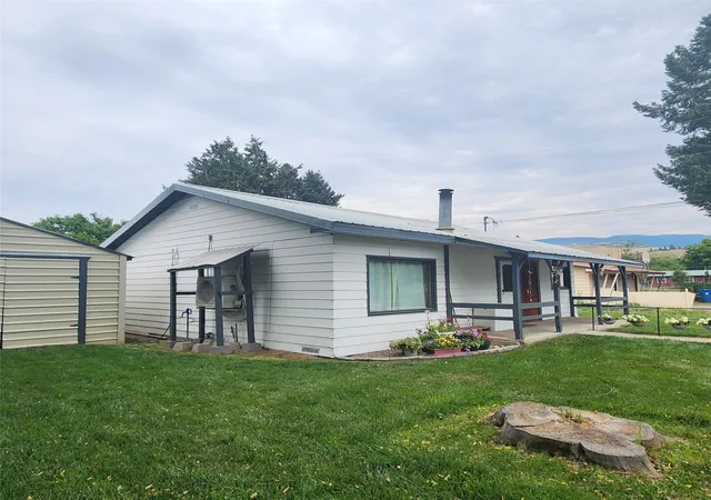 2nd image of 804 S 1st Ave, Plains, MT 59859 | MLS# 30075237