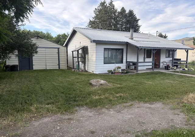Homes for sale in Plains, MT | 804 S 1St Ave, Plains, MT 59859 | MLS# 30075237