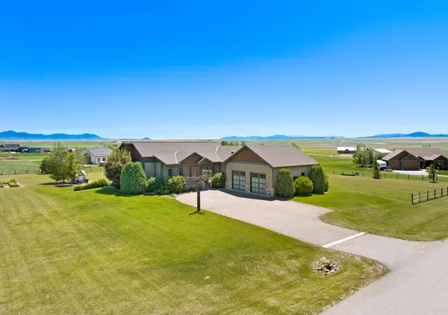 2nd image of 77 Limestone Ln, Great Falls, MT 59405 | MLS# 30074650