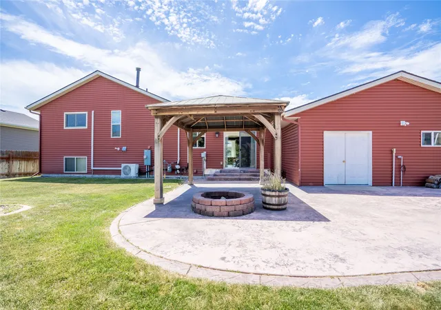 Homes for sale in Helena, MT | 1055 Cardinal Loop, Helena, MT 59602 | MLS# 30074815