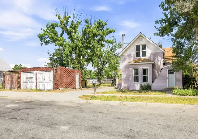 2nd image of 1624 Chestnut St, Helena, MT 59601 | MLS# 30074746