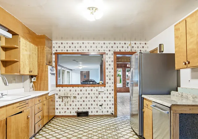 Photo 5 of House for sale at 1624 Chestnut St, Helena, MT 59601 | MLS# 30074746 | Listing updated on 2026-08-30