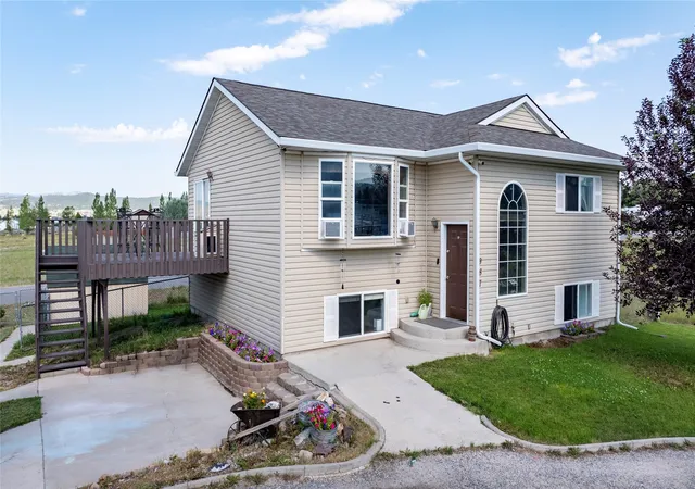 Homes for sale in Helena, MT | 967 Mallard Ct, Helena, MT 59602 | MLS# 30075088
