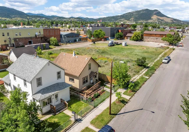 Homes for sale in Helena, MT | 1325 E Lyndale Ave, Helena, MT 59601 | MLS# 30075267