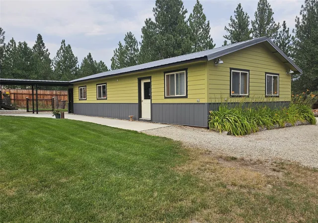 4th image of 2825 Whites Ln, Victor, MT 59875 | MLS# 30075321