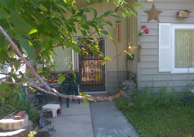 3rd image of 423 Alder St, Anaconda, MT 59711 | MLS# 30075361