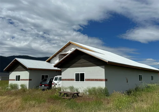 Photo 3 of Single family home for sale at 40 Lariat Loop, Thompson Falls, MT 59873 | MLS# 30075080 | Listing updated on 2026-07-22