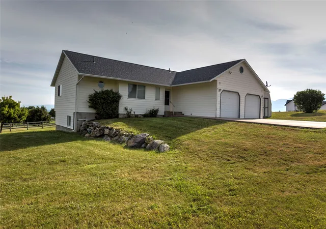 2nd image of 39445 Lakeview Dr, Polson, MT 59860 | MLS# 30074766
