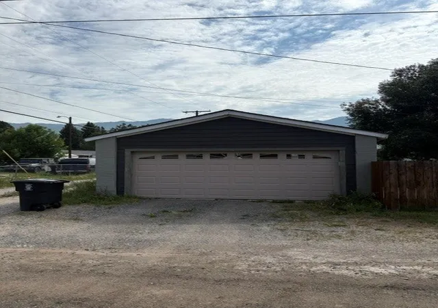 17th image of 3201 Burlington St, Butte, MT 59701 | MLS# 30075412