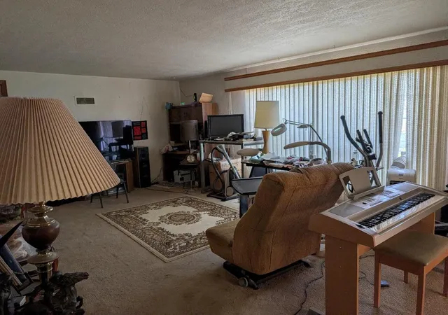 Photo 3 of Single family home for sale at 123 10th Avenue N, Shelby, MT 59474 | MLS# 30075524 | Listing updated on 2026-07-23